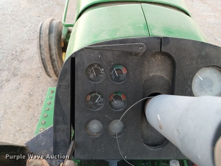 image for item KG9549 1985 John Deere 4050  tractor