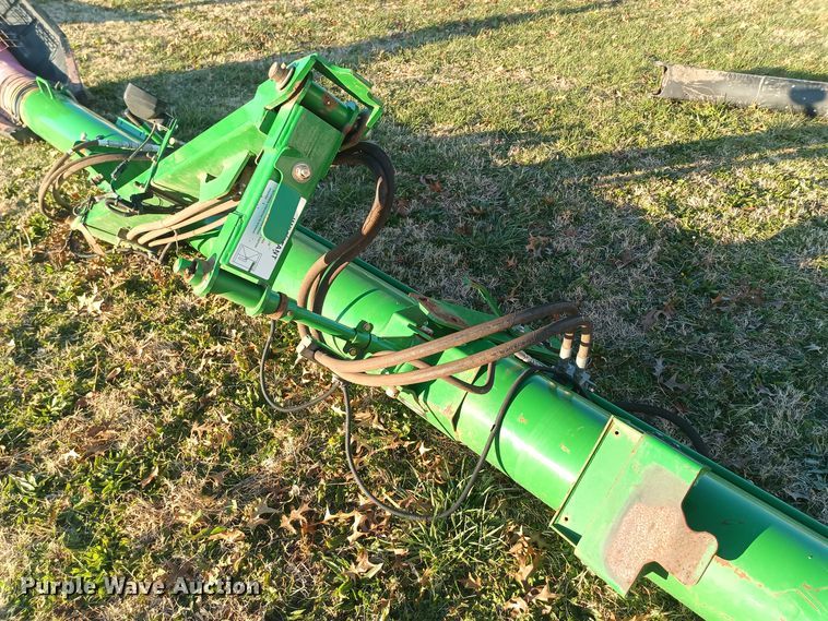 image for item KG9558 John Deere 1910  auger