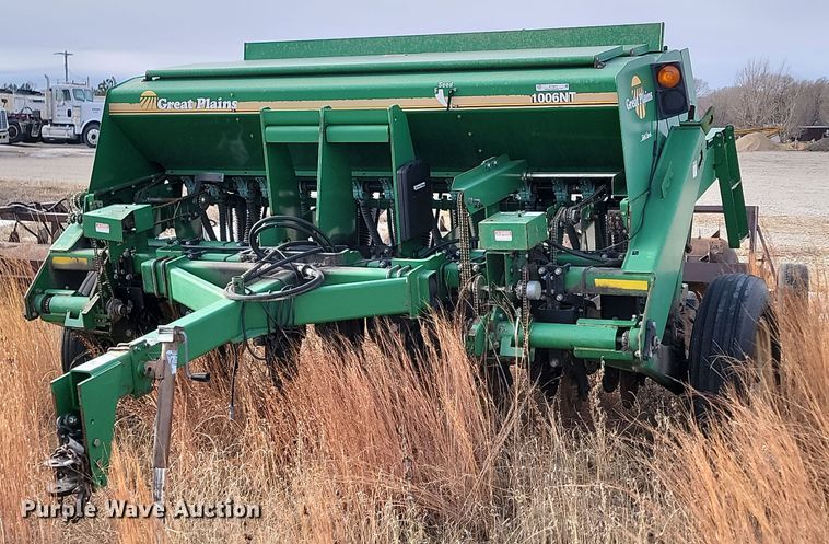 image for item KT9977 Great Plains 1006NT Solid Stand  no-till grain drill