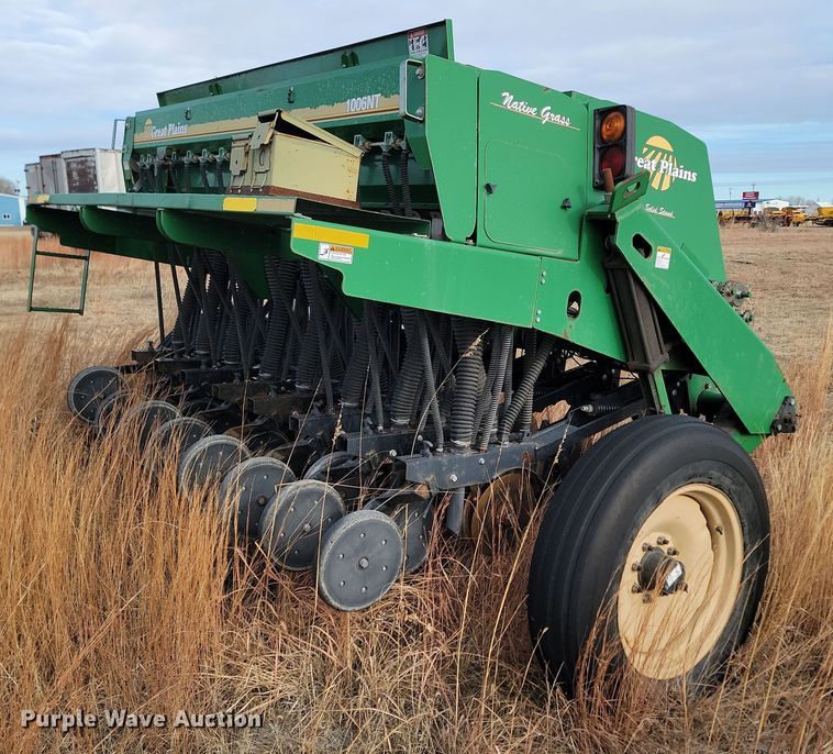 image for item KT9977 Great Plains 1006NT Solid Stand  no-till grain drill
