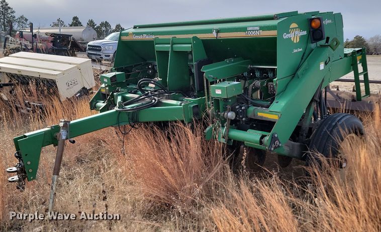 image for item KT9977 Great Plains 1006NT Solid Stand  no-till grain drill