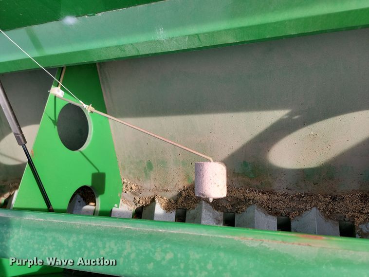 image for item KT9977 Great Plains 1006NT Solid Stand  no-till grain drill