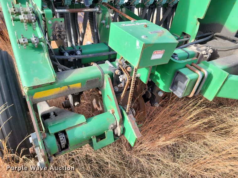 image for item KT9977 Great Plains 1006NT Solid Stand  no-till grain drill