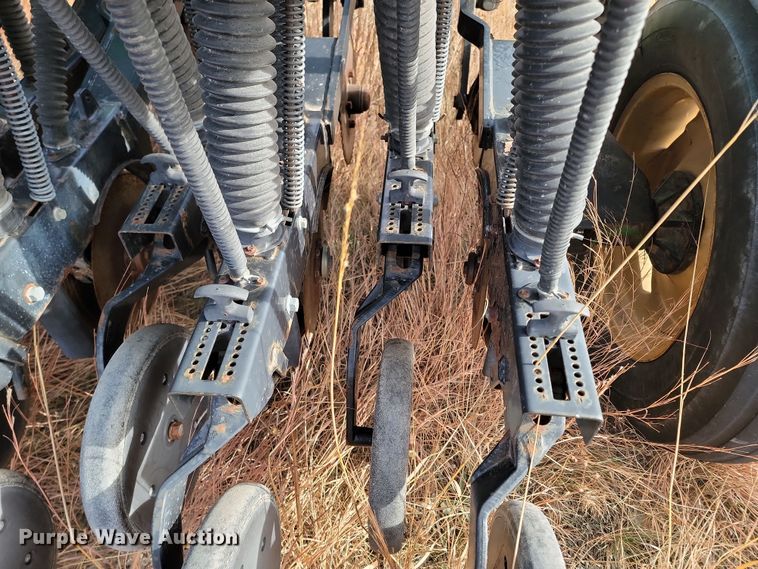 image for item KT9977 Great Plains 1006NT Solid Stand  no-till grain drill