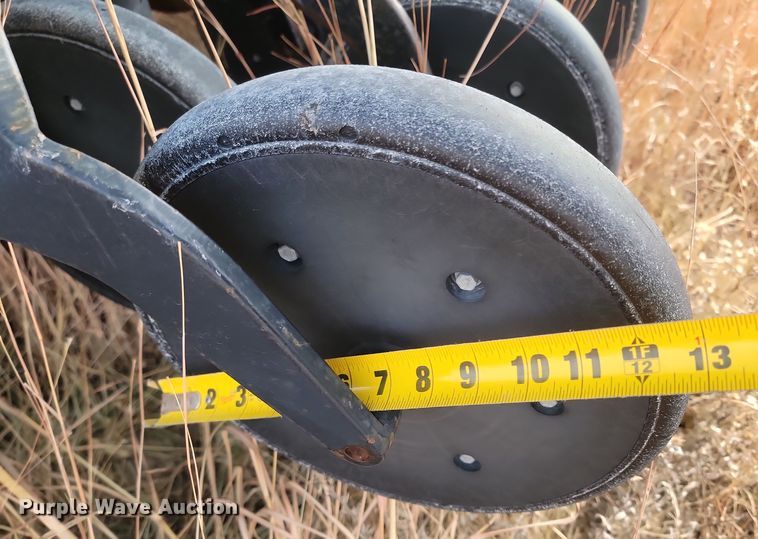 image for item KT9977 Great Plains 1006NT Solid Stand  no-till grain drill