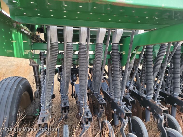 image for item KT9977 Great Plains 1006NT Solid Stand  no-till grain drill