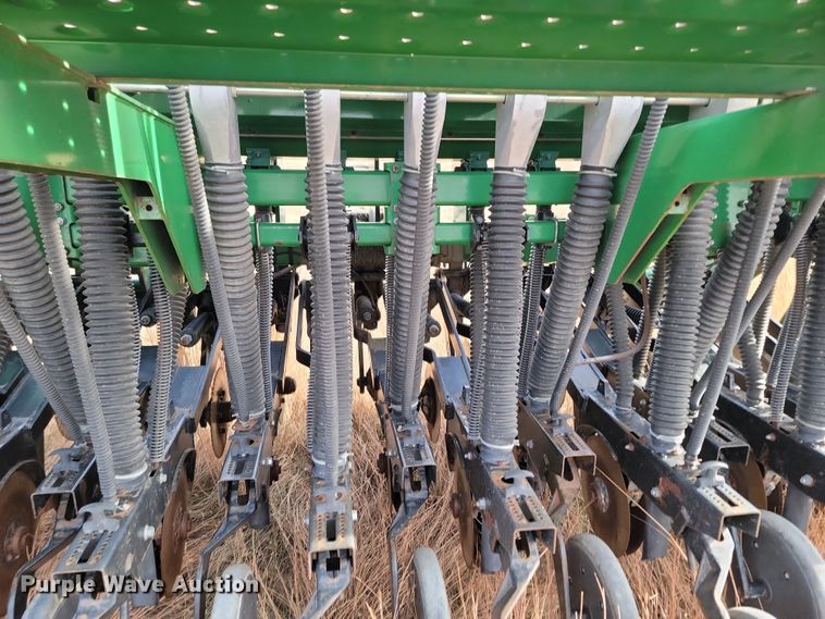 image for item KT9977 Great Plains 1006NT Solid Stand  no-till grain drill