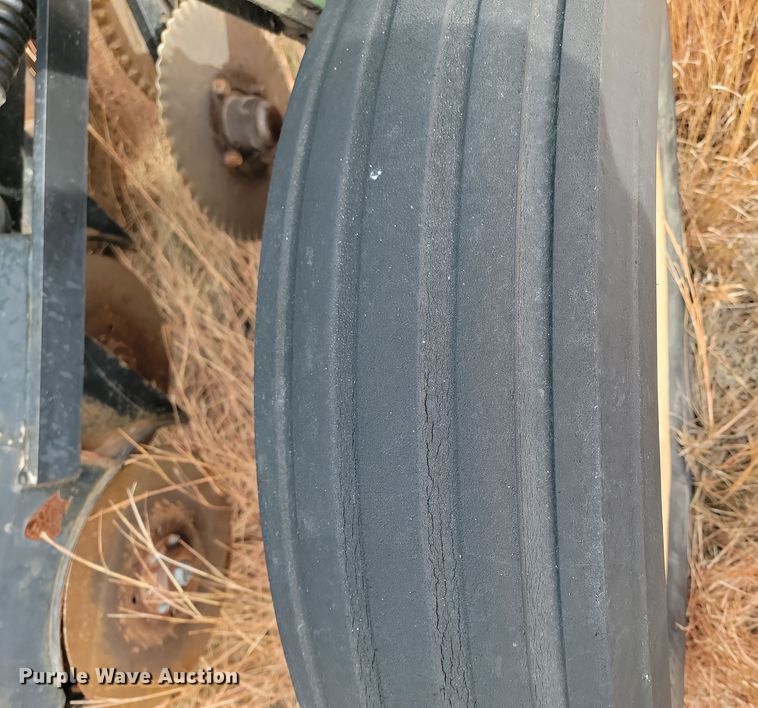 image for item KT9977 Great Plains 1006NT Solid Stand  no-till grain drill