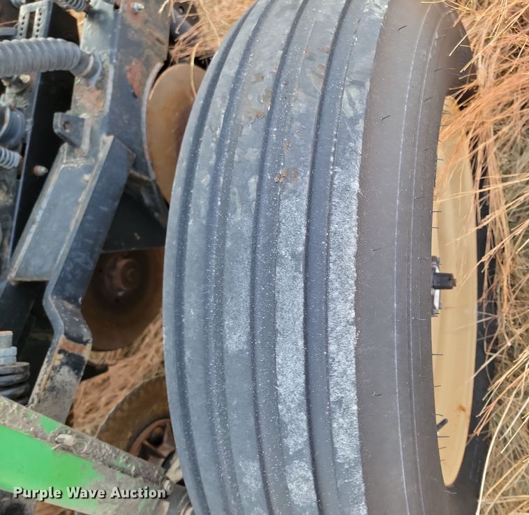 image for item KT9977 Great Plains 1006NT Solid Stand  no-till grain drill