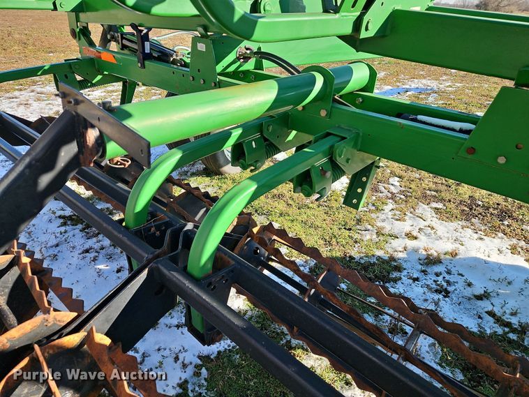 image for item LB9624 Unverferth Rolling Harrow 220  rolling harrow