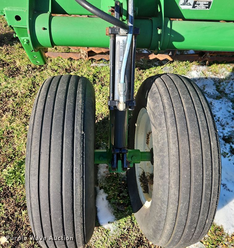 image for item LB9624 Unverferth Rolling Harrow 220  rolling harrow