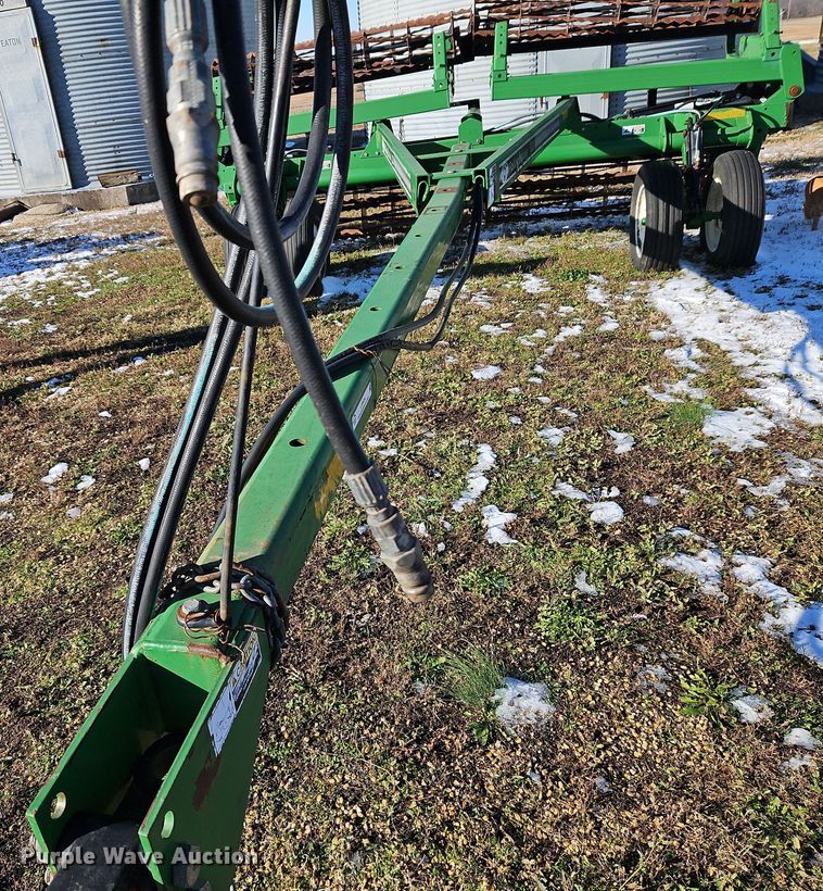 image for item LB9624 Unverferth Rolling Harrow 220  rolling harrow