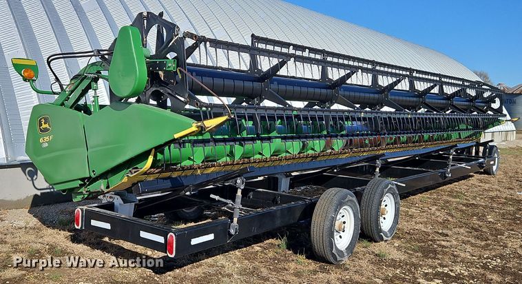 image for item LB9628 2011 John Deere 635F  flex head