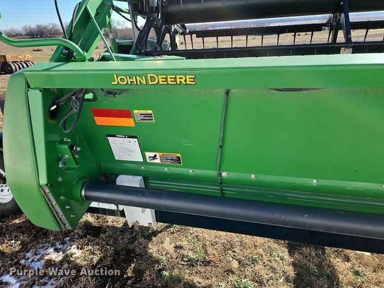 image for item LB9628 2011 John Deere 635F  flex head