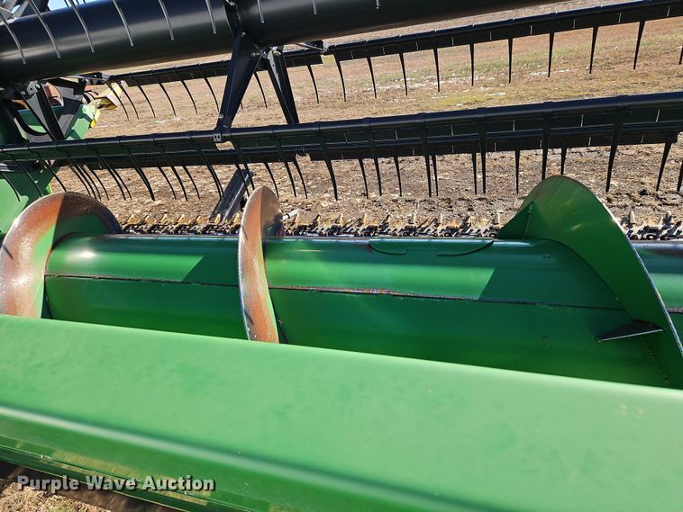 image for item LB9628 2011 John Deere 635F  flex head