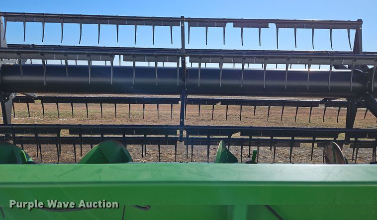 image for item LB9628 2011 John Deere 635F  flex head