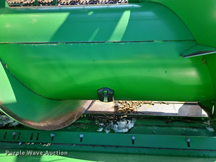 image for item LB9628 2011 John Deere 635F  flex head