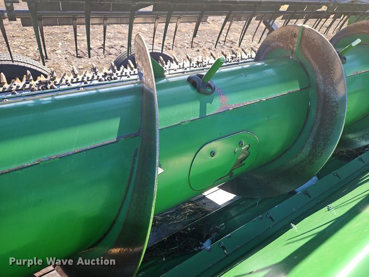 image for item LB9628 2011 John Deere 635F  flex head