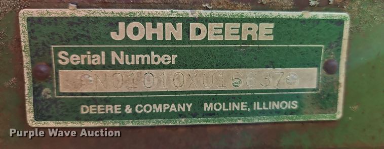 image for item LB9632 John Deere 1010  field cultivator