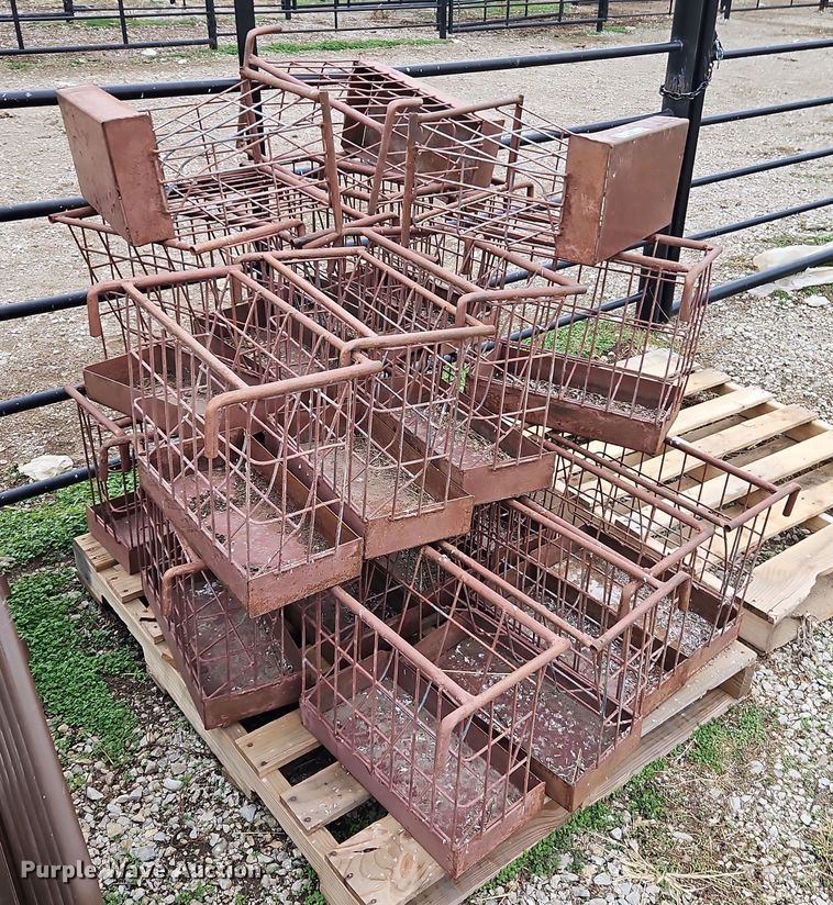 image for item LB9641 Approx. 20 livestock hay feeder