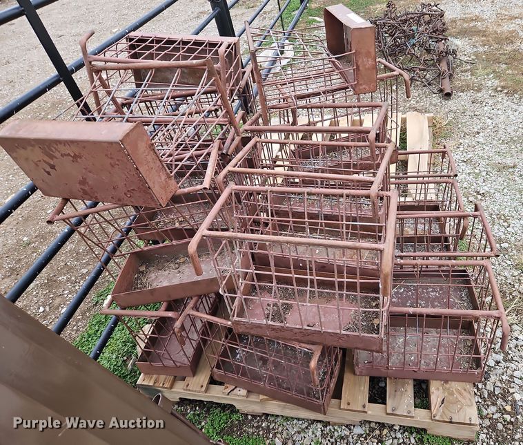 image for item LB9641 Approx. 20 livestock hay feeder