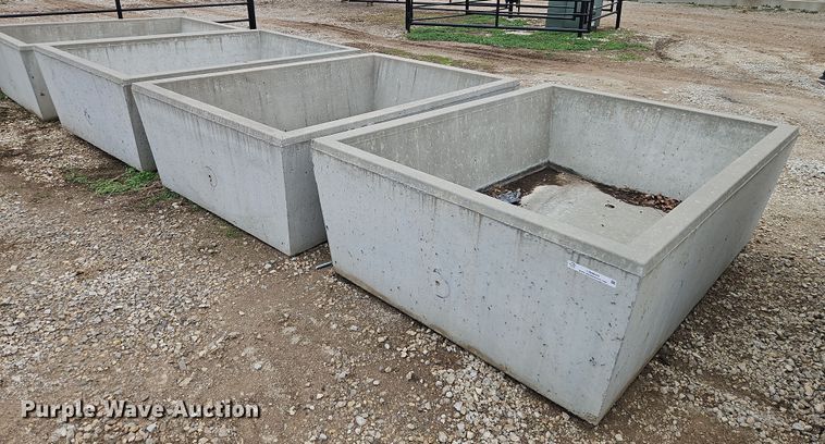 image for item LB9643 (4) concrete stock tank