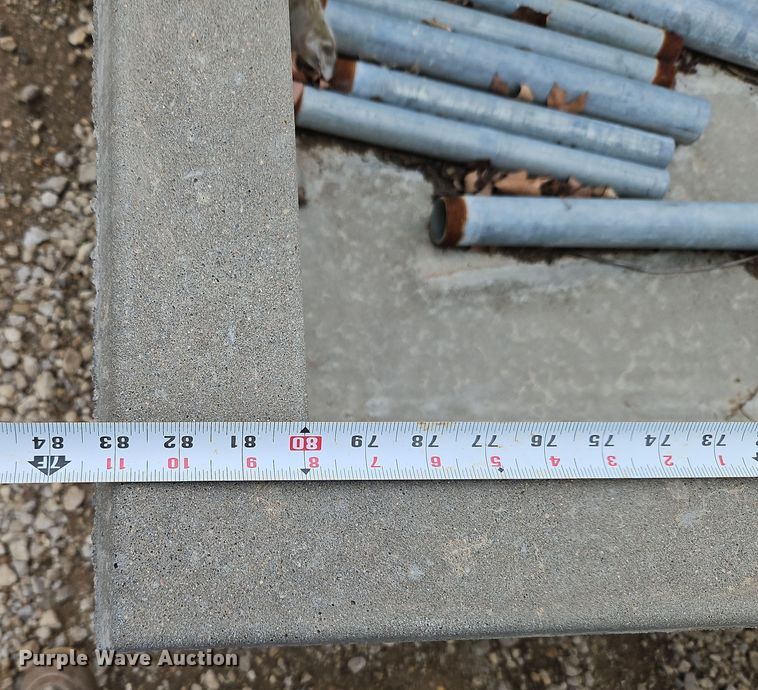 image for item LB9643 (4) concrete stock tank