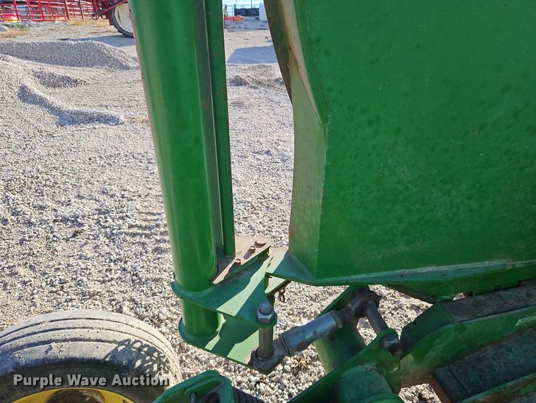 image for item LB9662 John Deere HX20  batwing rotary mower