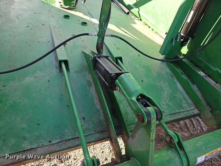 image for item LB9662 John Deere HX20  batwing rotary mower