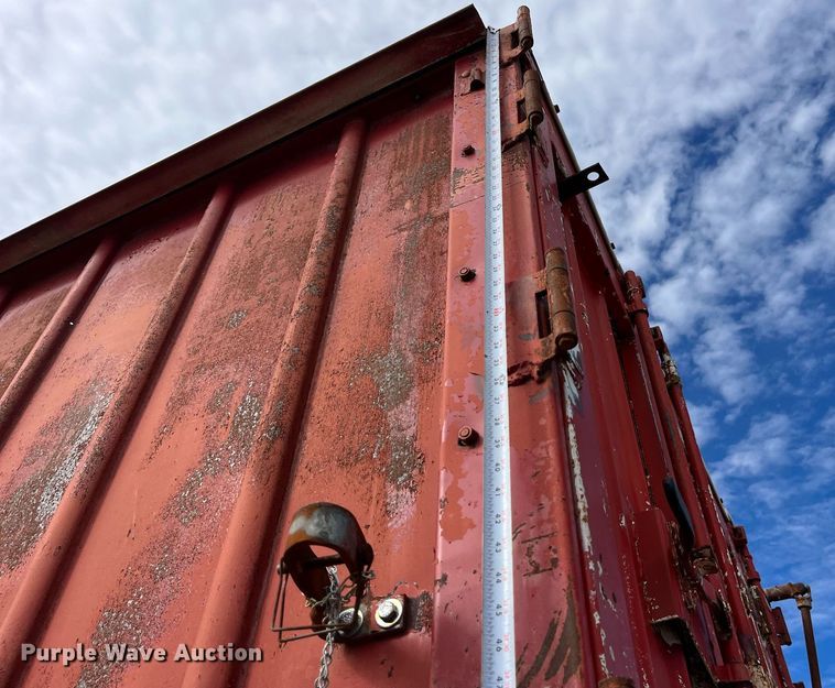 image for item LD9834 1987 Ford FT8000  grain truck