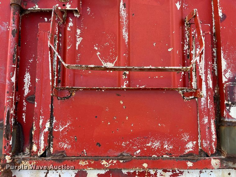 image for item LD9834 1987 Ford FT8000  grain truck