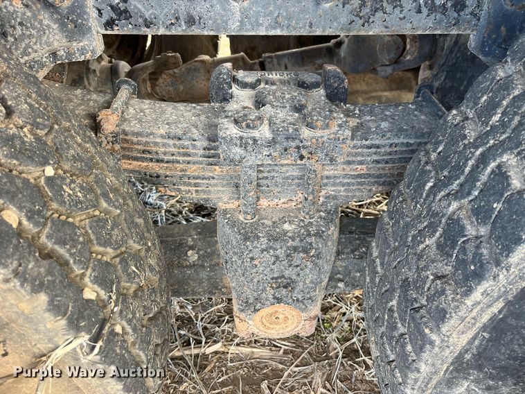 image for item LD9834 1987 Ford FT8000  grain truck