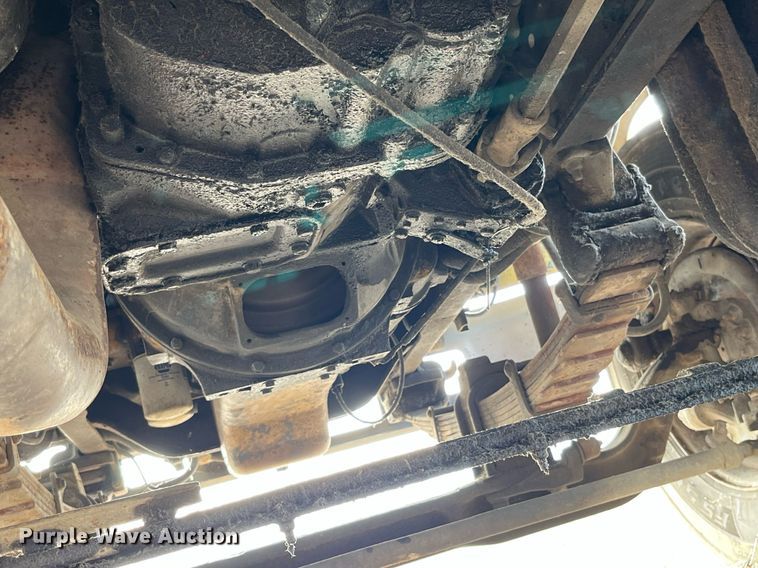 image for item LD9834 1987 Ford FT8000  grain truck