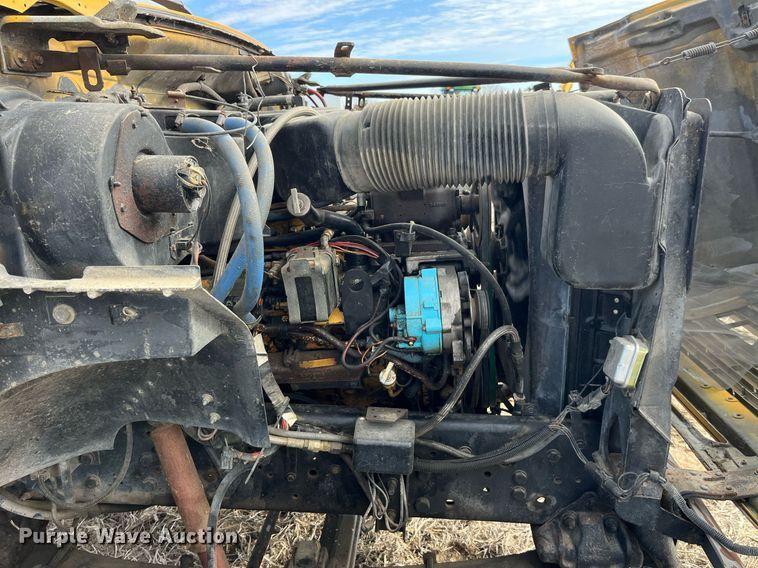 image for item LD9834 1987 Ford FT8000  grain truck