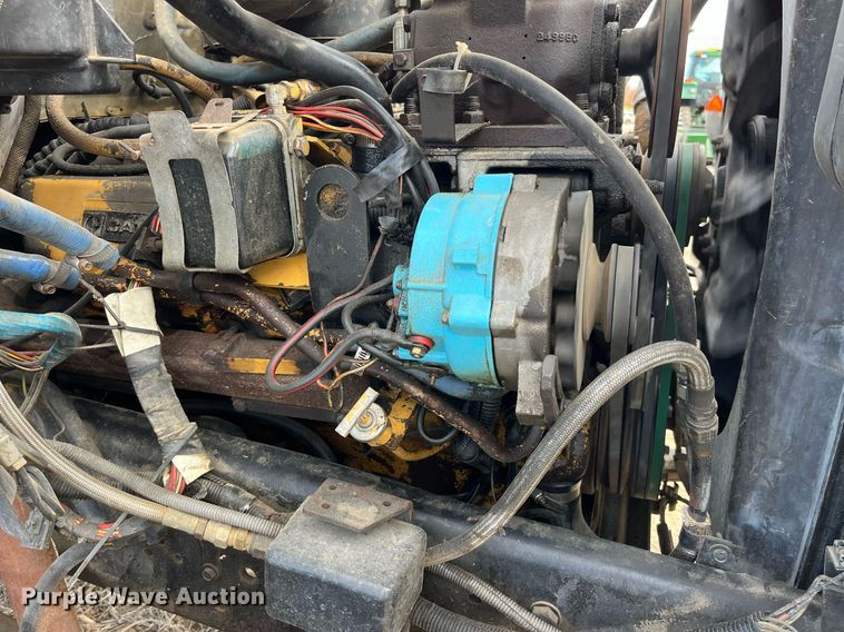 image for item LD9834 1987 Ford FT8000  grain truck