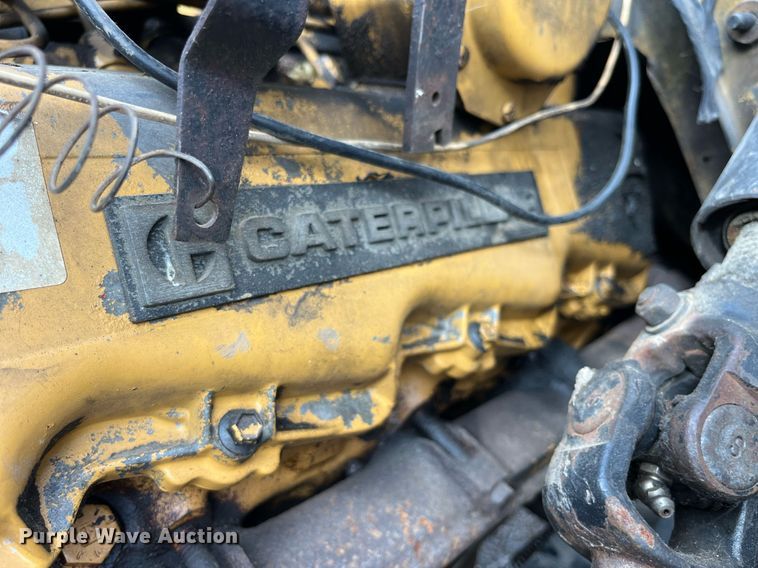 image for item LD9834 1987 Ford FT8000  grain truck