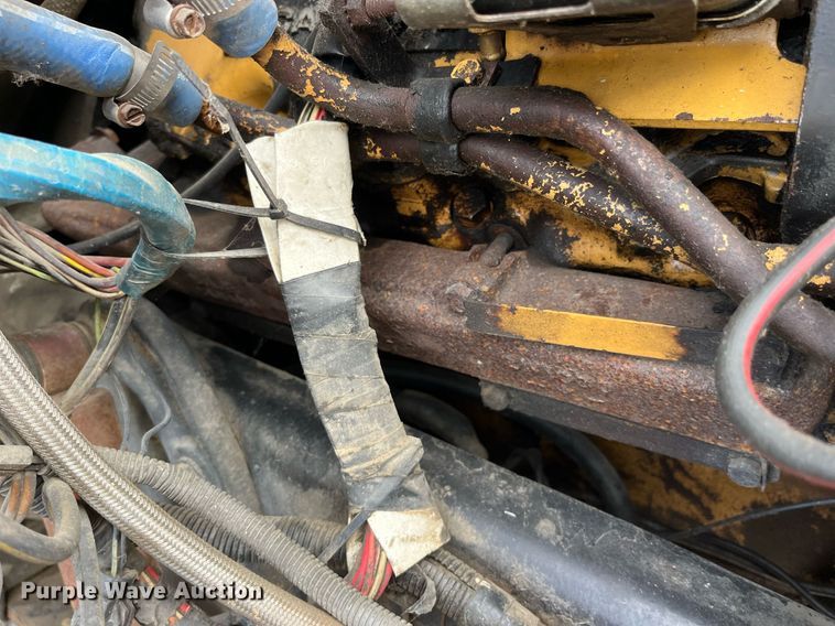 image for item LD9834 1987 Ford FT8000  grain truck