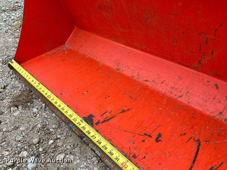 image for item LK9626 Kubota BX2380  MFWD tractor