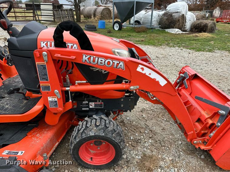image for item LK9626 Kubota BX2380  MFWD tractor