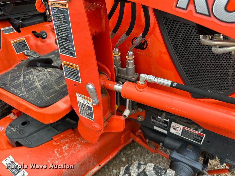 image for item LK9626 Kubota BX2380  MFWD tractor