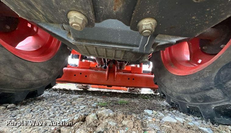 image for item LK9626 Kubota BX2380  MFWD tractor