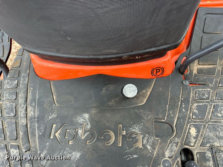 image for item LK9626 Kubota BX2380  MFWD tractor