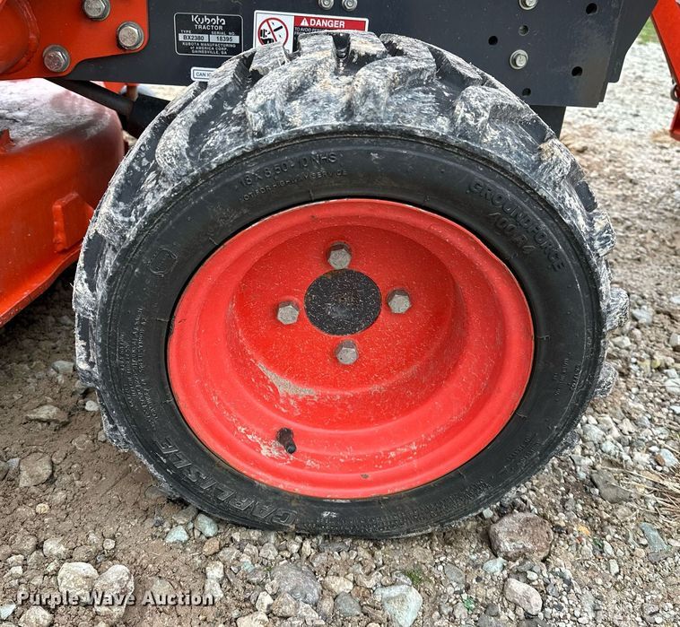 image for item LK9626 Kubota BX2380  MFWD tractor