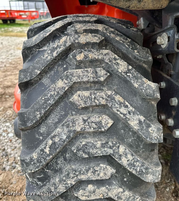 image for item LK9626 Kubota BX2380  MFWD tractor