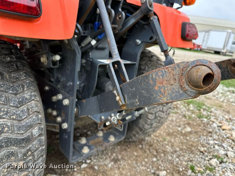 image for item LK9627 Kubota BX2370  MFWD tractor