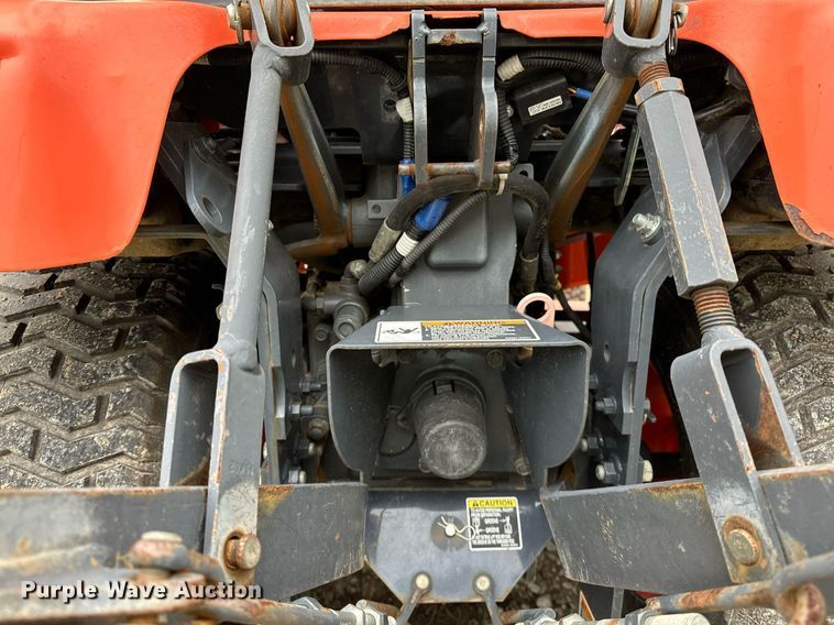 image for item LK9627 Kubota BX2370  MFWD tractor