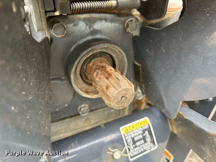 image for item LK9627 Kubota BX2370  MFWD tractor