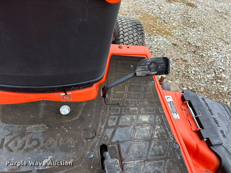 image for item LK9627 Kubota BX2370  MFWD tractor