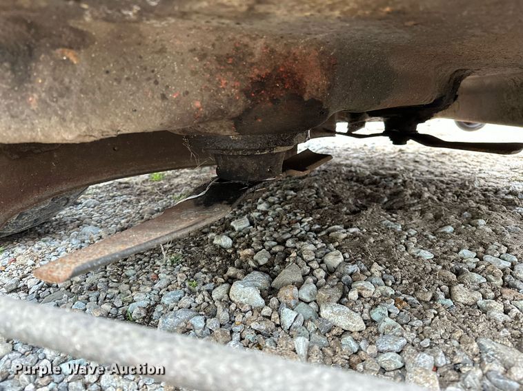 image for item LK9627 Kubota BX2370  MFWD tractor