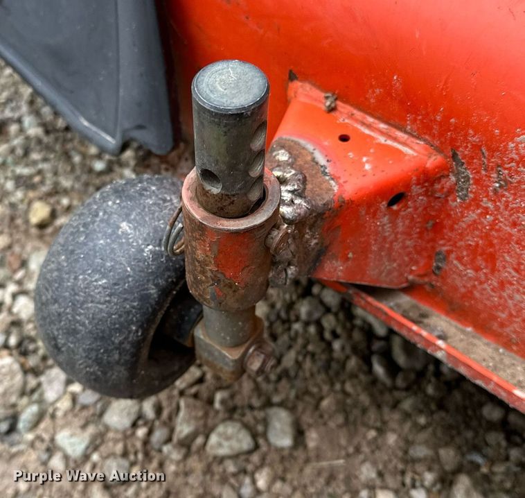 image for item LK9627 Kubota BX2370  MFWD tractor